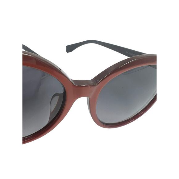 Fendi Oversized Round Cat Eye FF0045 Two Tone Casual Designer Sunglasses - Picture 4 of 13